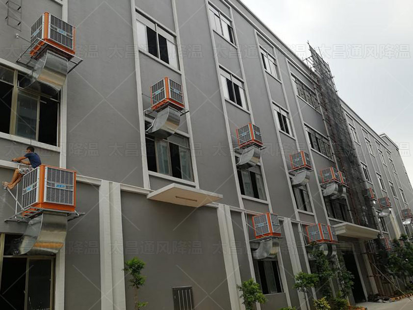 工業(yè)車間降溫該不該安裝節(jié)能省電的環(huán)保空調？